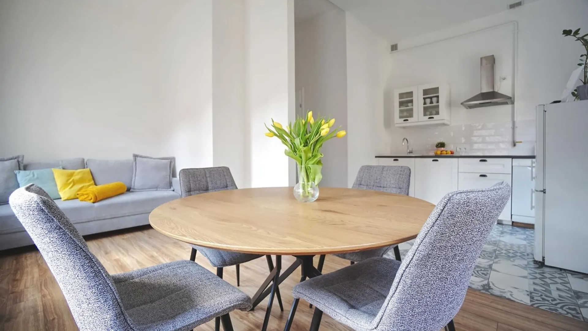 Warsaw Premium Apartments Old Town 0*,  Polonia