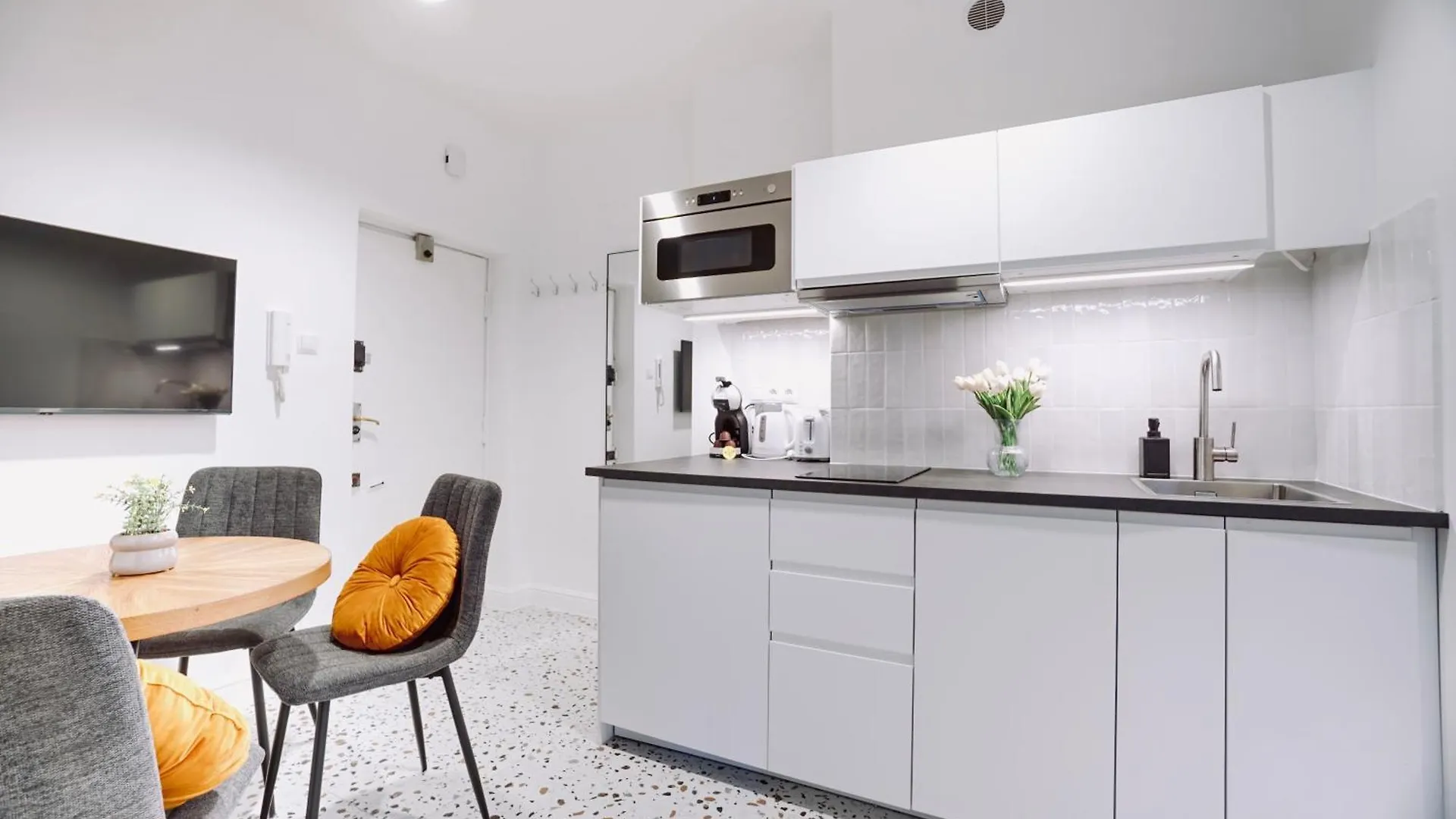 Warsaw Premium Apartments Old Town بولندا