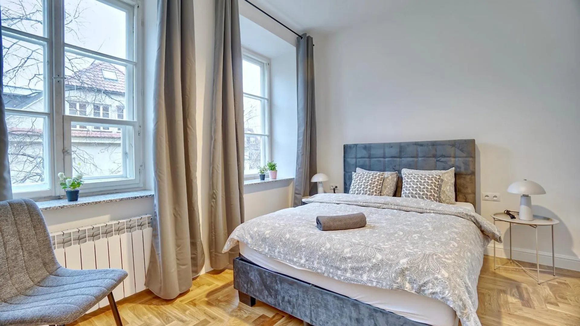 Warsaw Premium Apartments Old Town بولندا